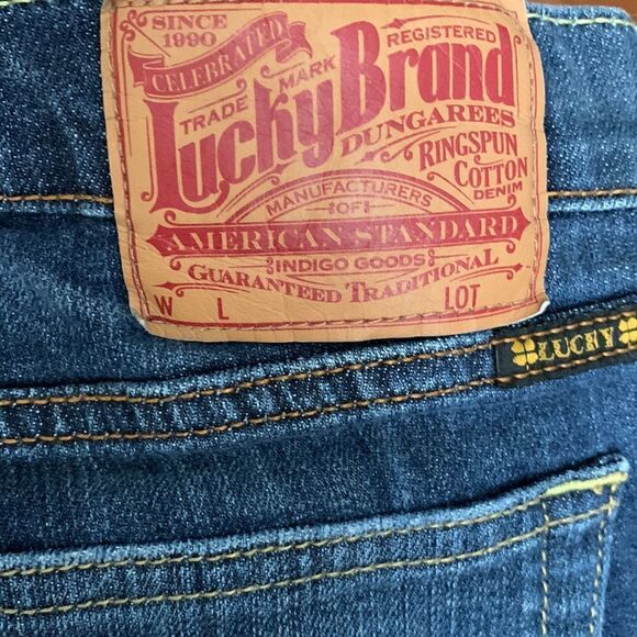 Lucky Brand size 4/27 Bermuda Denim shorts - Picture 10 of 10